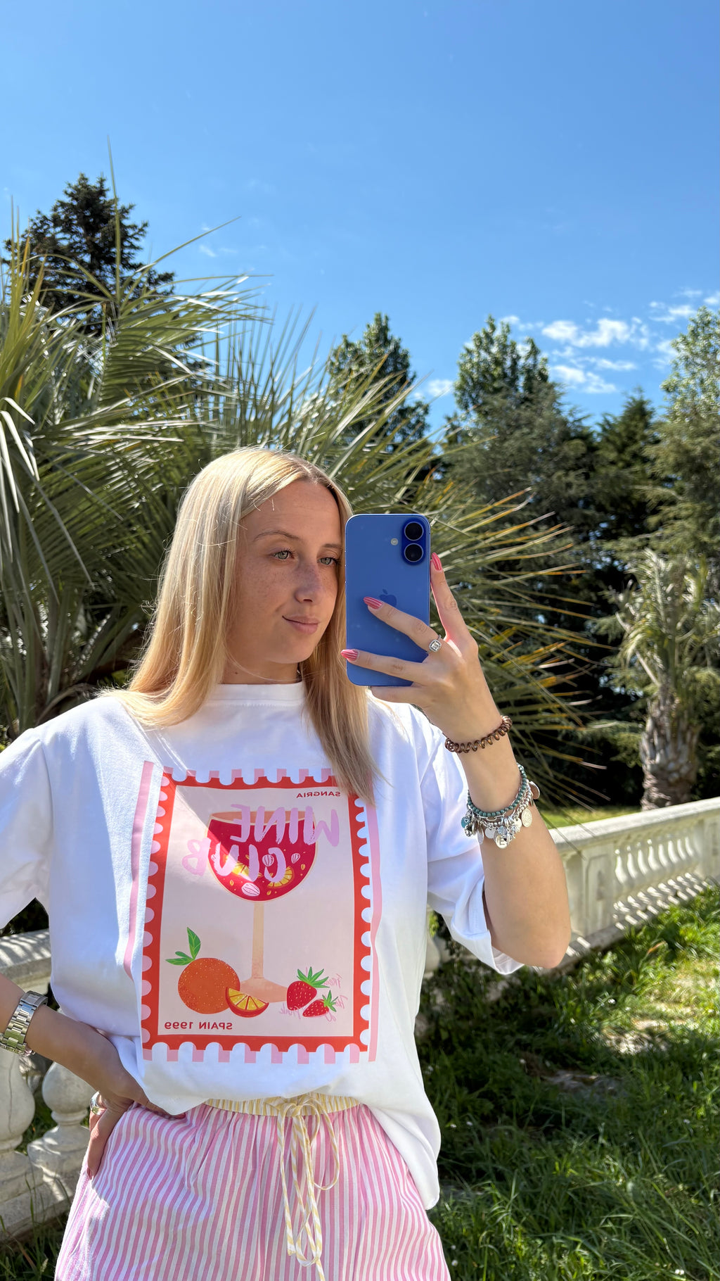 T-shirt wine club
